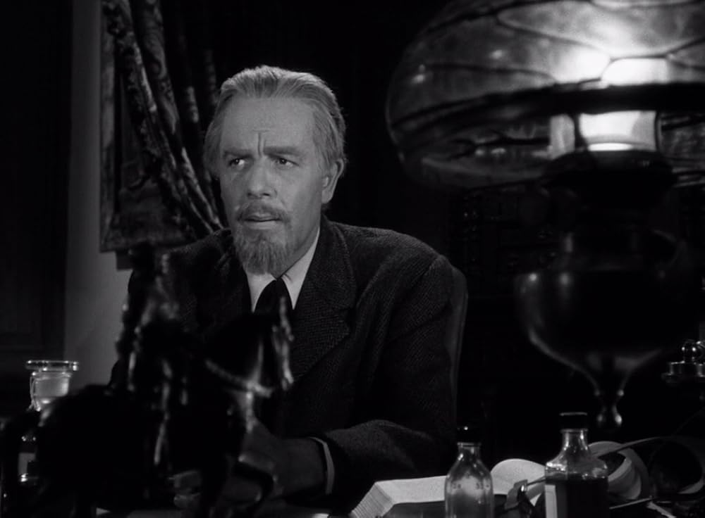 ドラキュラとせむし女の画像