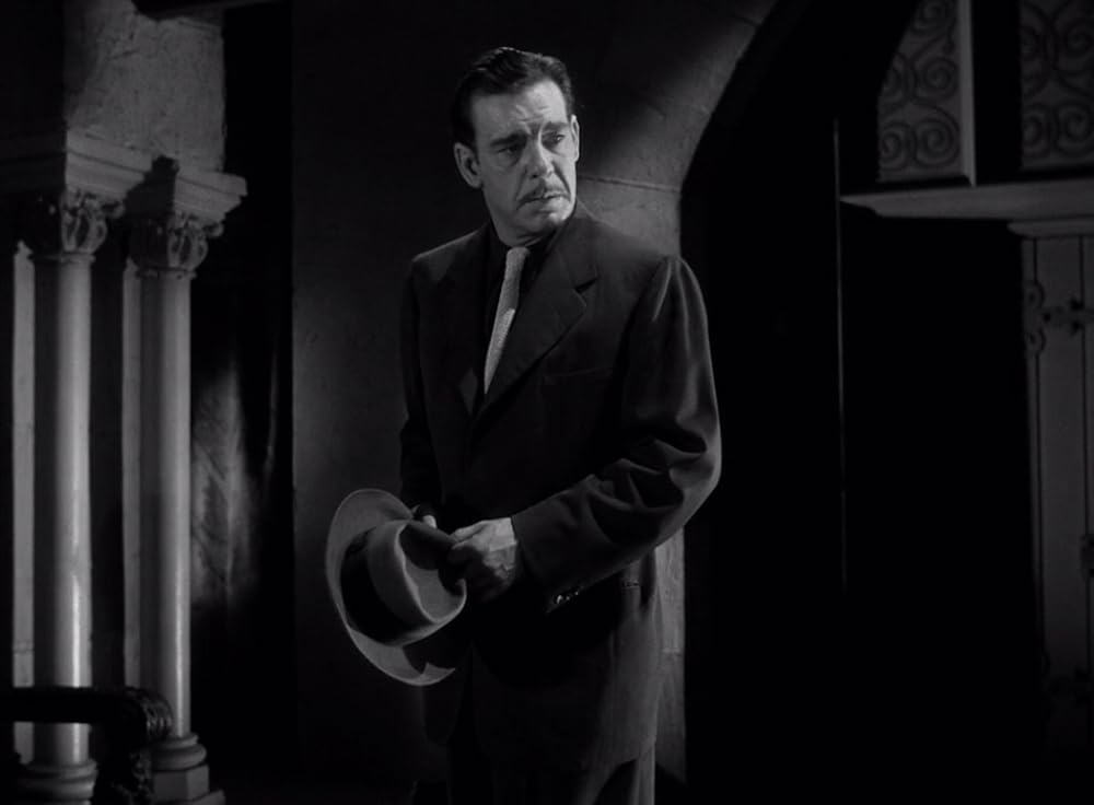 ドラキュラとせむし女の画像