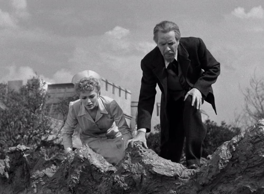 ドラキュラとせむし女の画像