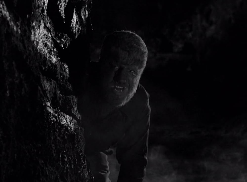 ドラキュラとせむし女の画像