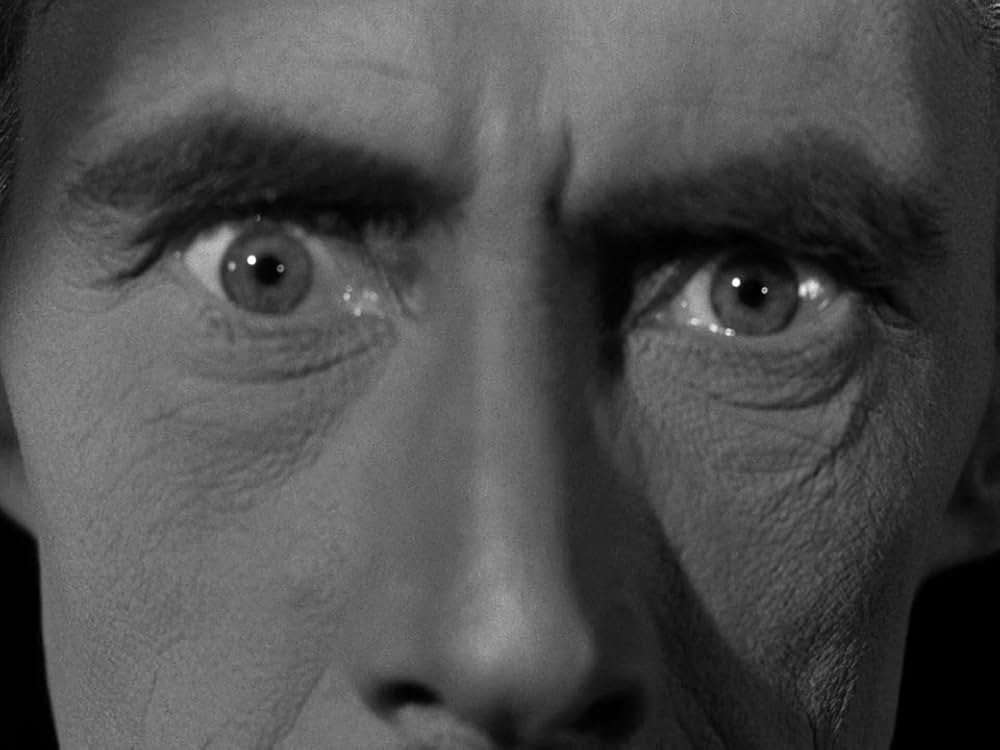 ドラキュラとせむし女の画像