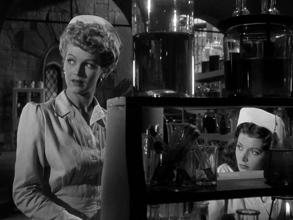 ドラキュラとせむし女の画像