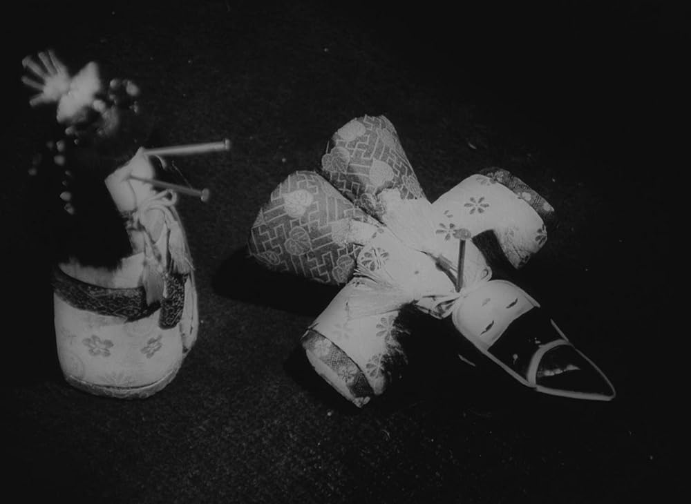 薔薇の葬列の画像