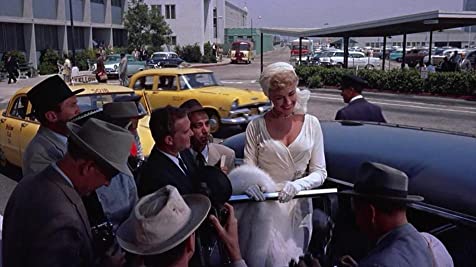 底抜け慰問屋行ったり来たりの画像