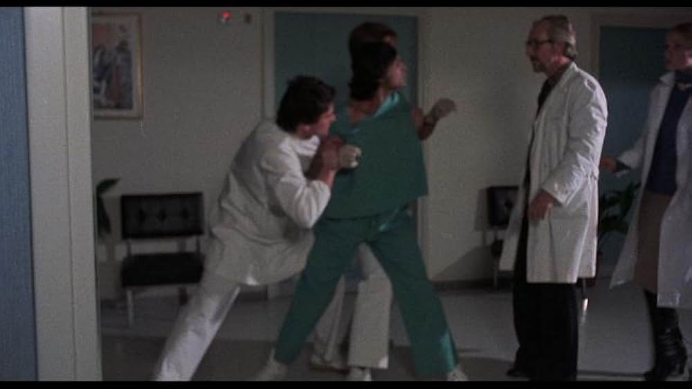 人間解剖島／ドクター・ブッチャーの画像