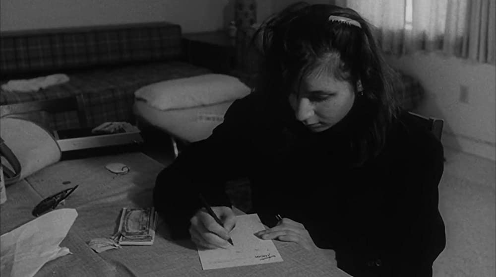 「ストレンジャー・ザン・パラダイス」エスター・バリントの画像