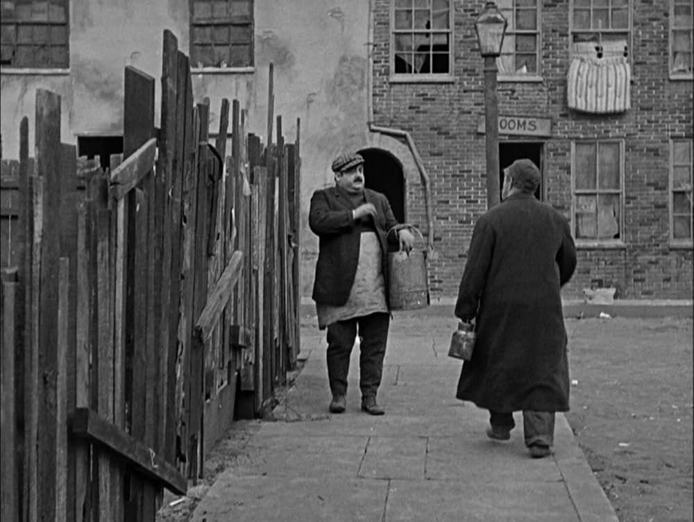 チャップリン・レヴューの画像