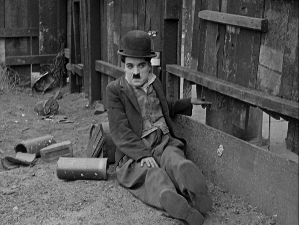 チャップリン・レヴューの画像