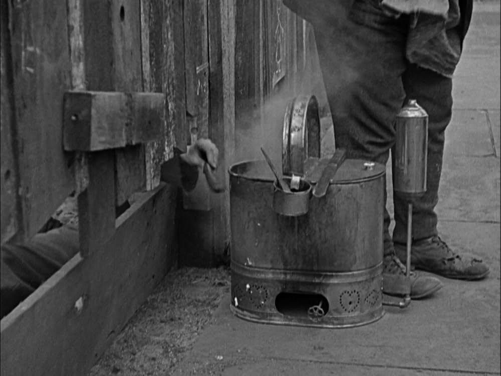 チャップリン・レヴューの画像