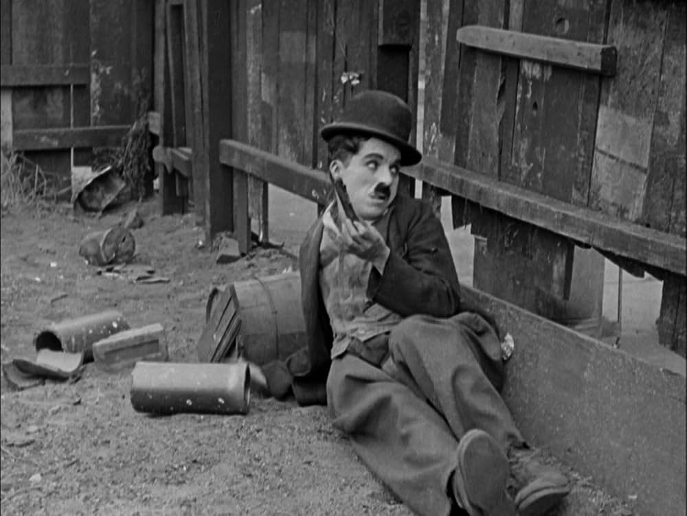 チャップリン・レヴューの画像