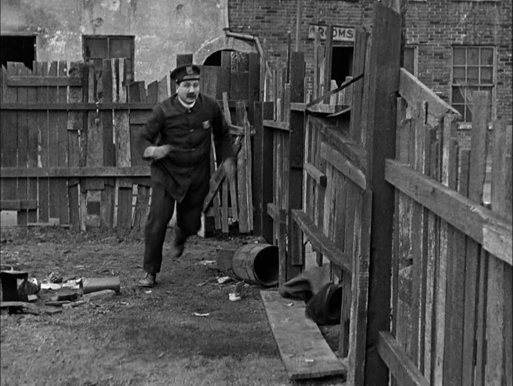 チャップリン・レヴューの画像