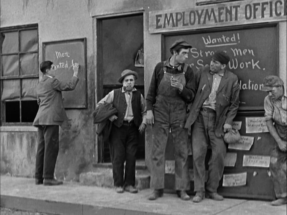 チャップリン・レヴューの画像