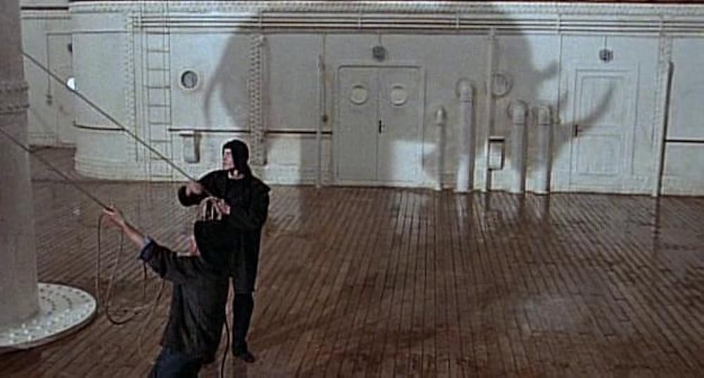 そして船は行くの画像