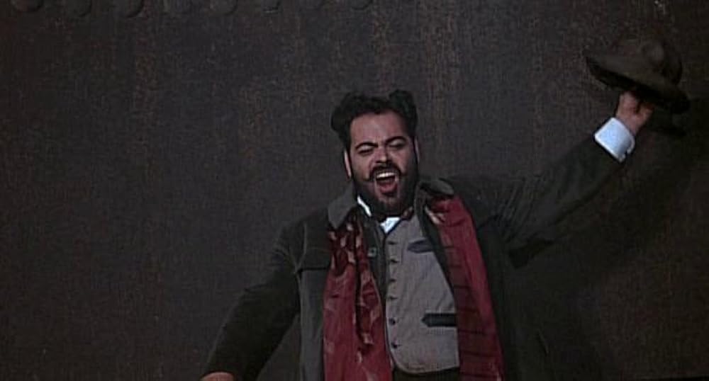 そして船は行くの画像