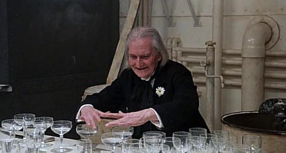 そして船は行くの画像