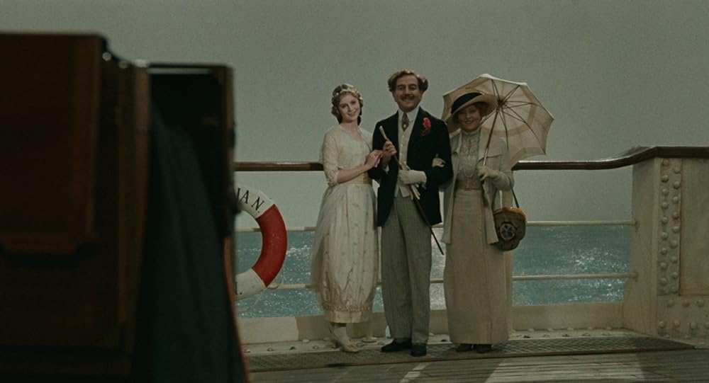 そして船は行くの画像