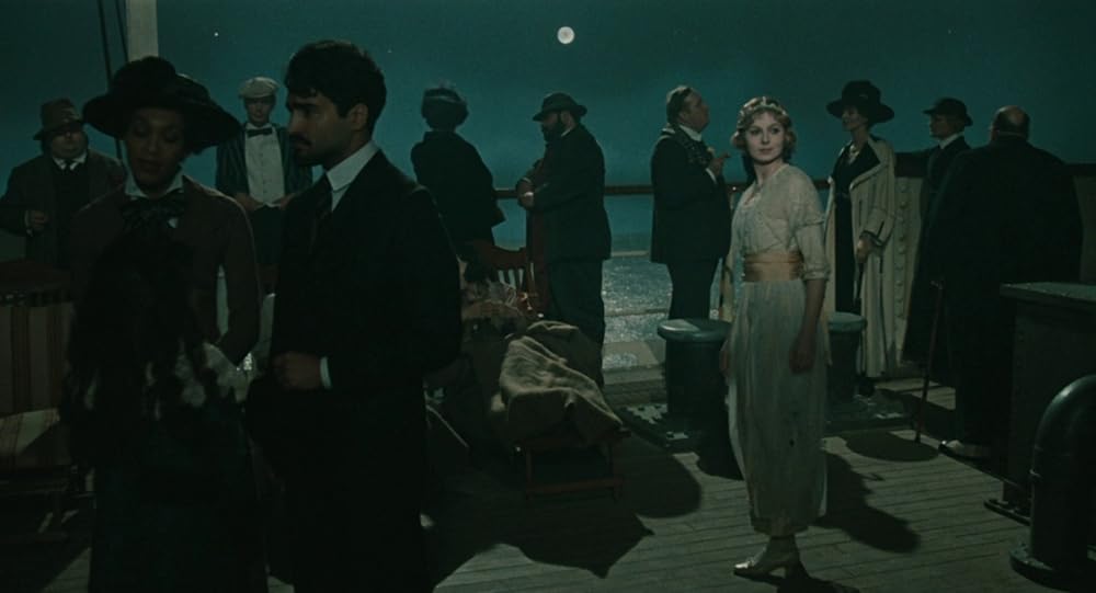 そして船は行くの画像