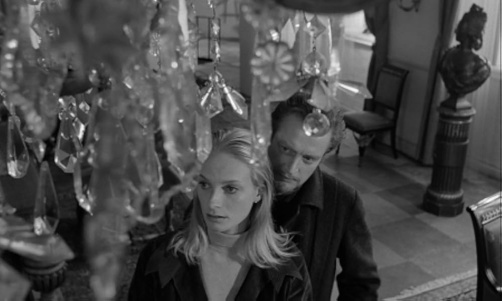 夜のたわむれの画像