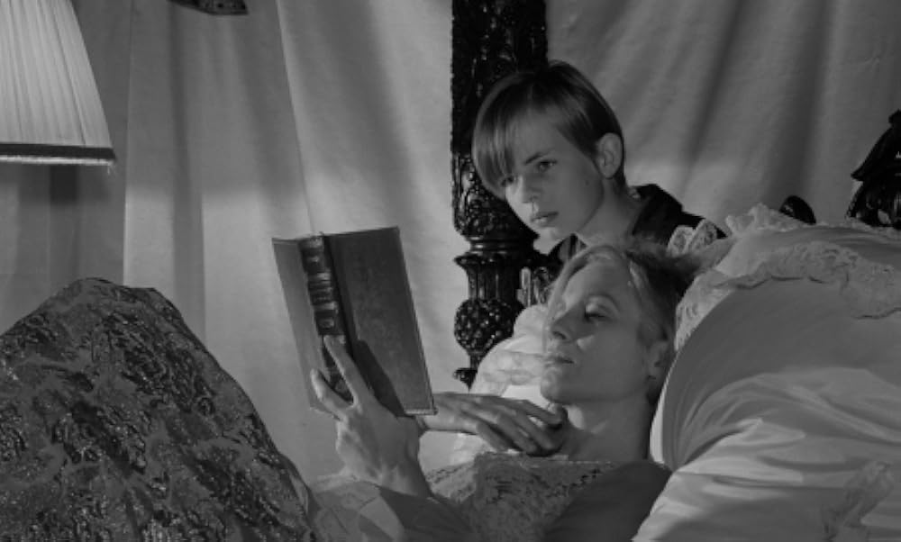 夜のたわむれの画像