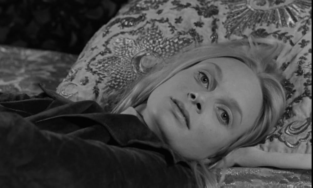 夜のたわむれの画像