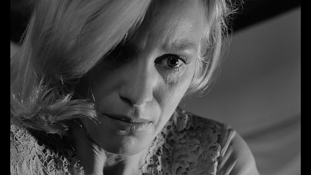 夜のたわむれの画像