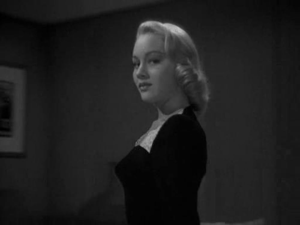 湖中の女の画像