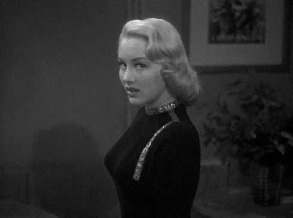 湖中の女の画像