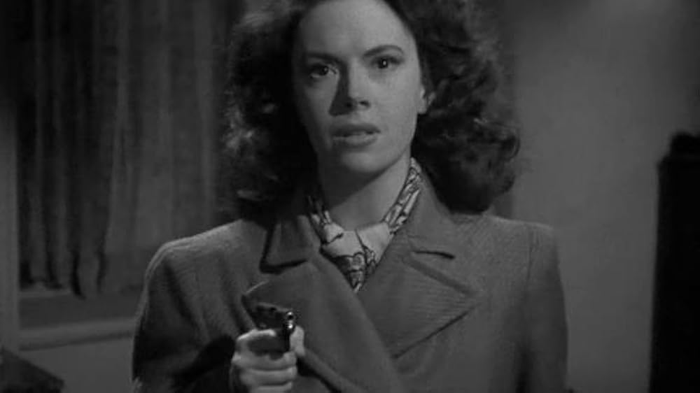 湖中の女の画像