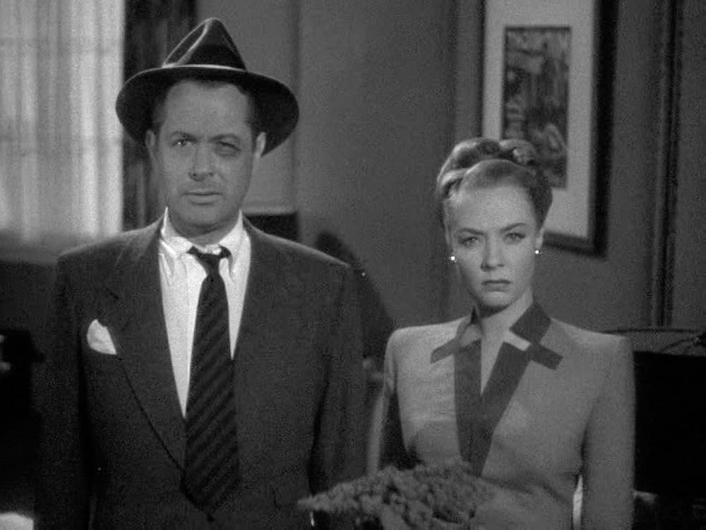 湖中の女の画像