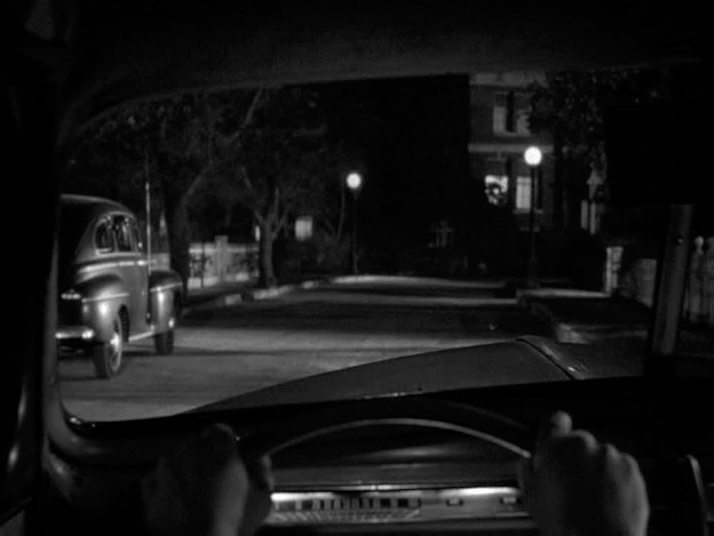 湖中の女の画像