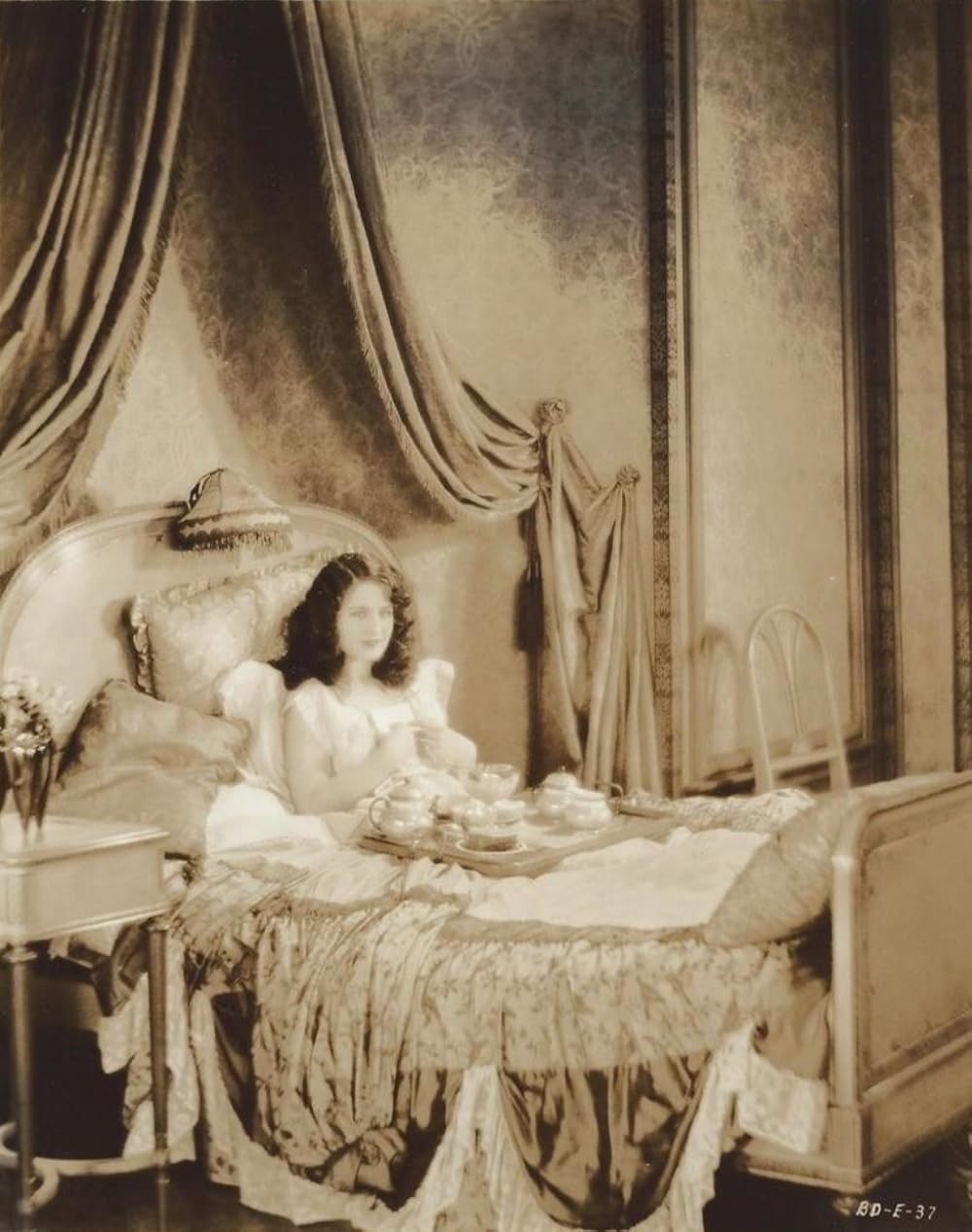 縺れ行く情火の画像