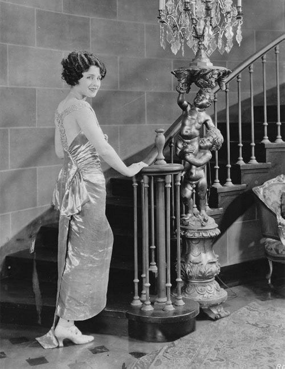 縺れ行く情火の画像