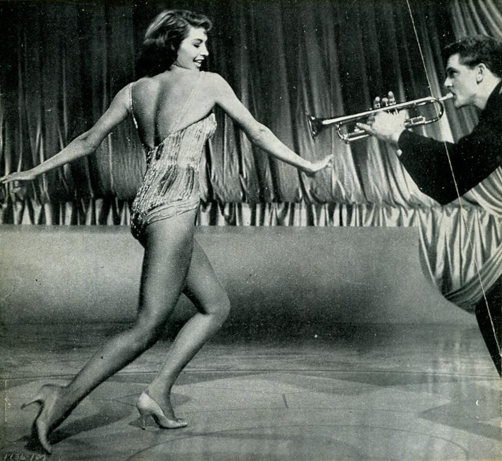 暗黒街の女の画像