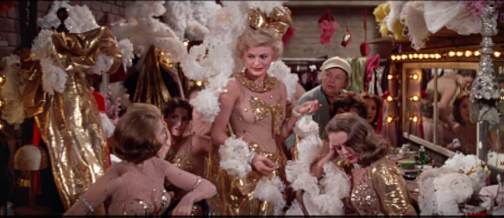 暗黒街の女の画像