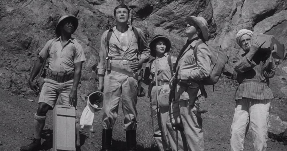 昆虫怪獣の襲来の画像