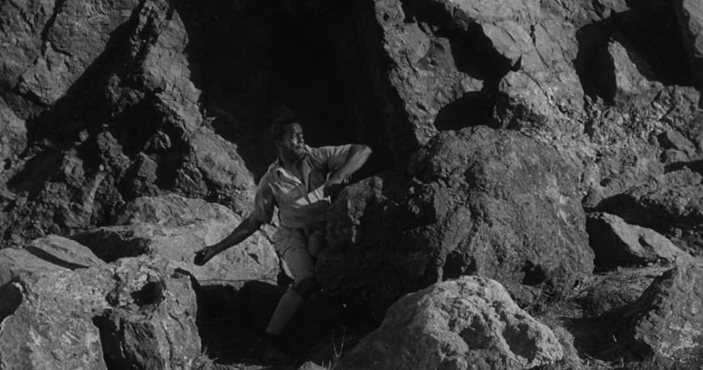 昆虫怪獣の襲来の画像