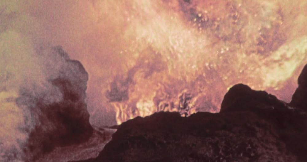 昆虫怪獣の襲来の画像