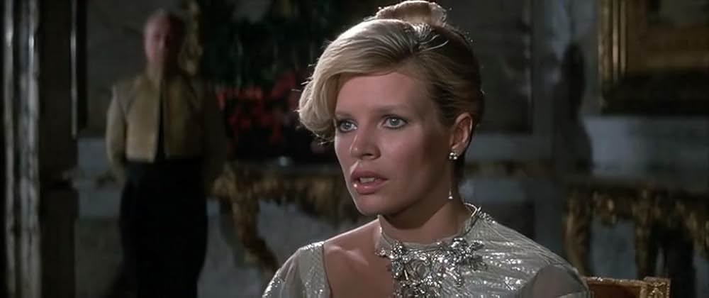 「ネバーセイ・ネバーアゲイン」の画像