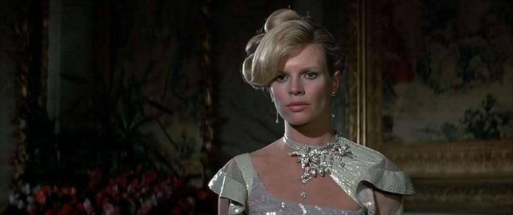 「ネバーセイ・ネバーアゲイン」の画像