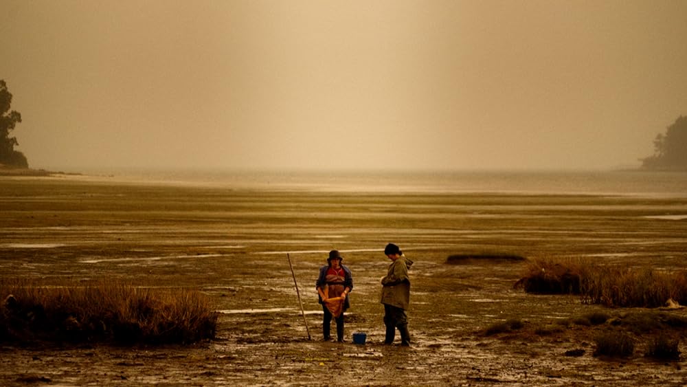 「Red Moon Tide（英題）」の画像