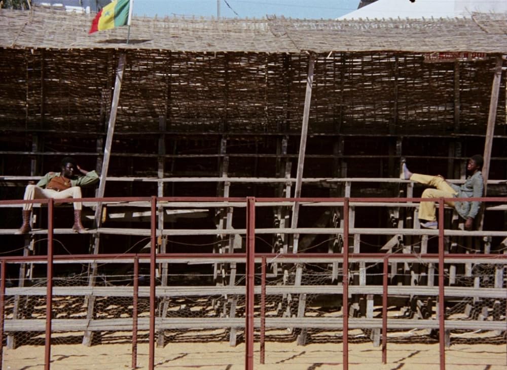 トゥキ・ブキ ハイエナの旅の画像