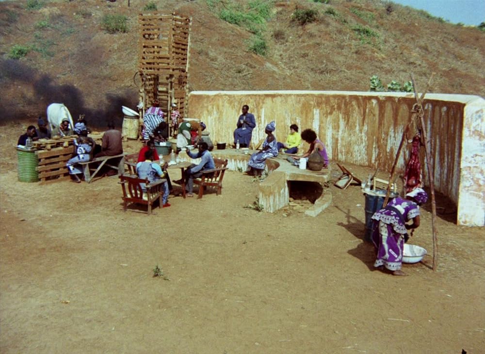 トゥキ・ブキ ハイエナの旅の画像