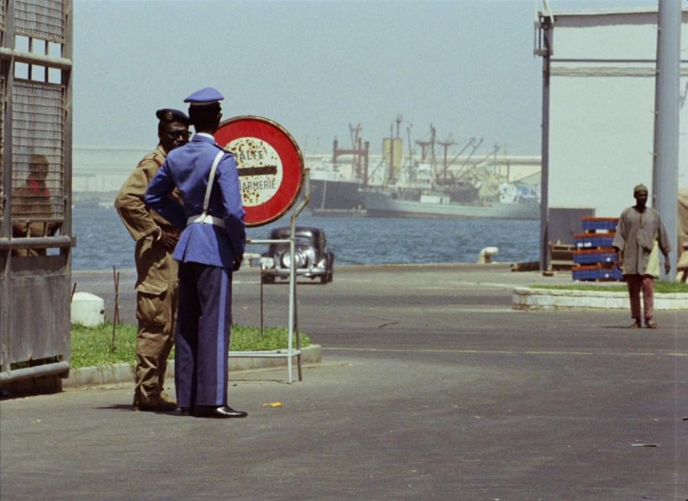 トゥキ・ブキ ハイエナの旅の画像