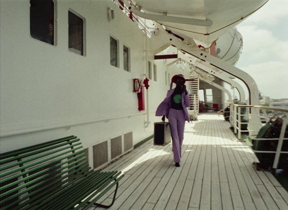 トゥキ・ブキ ハイエナの旅の画像