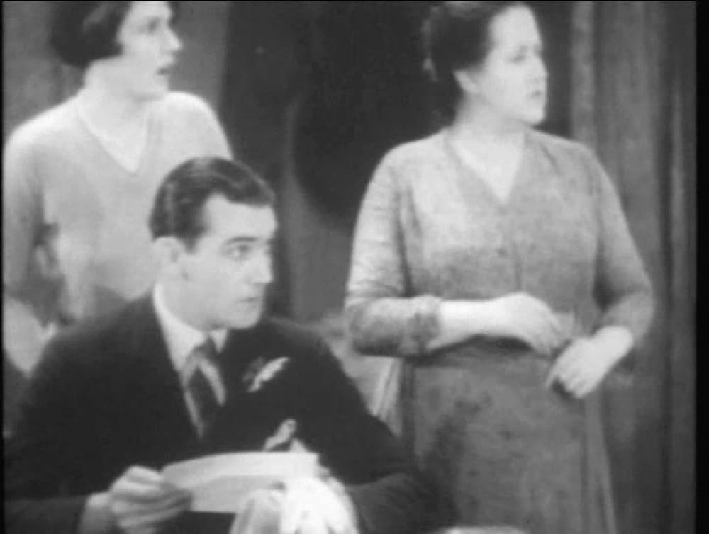 ジュノーと孔雀の画像