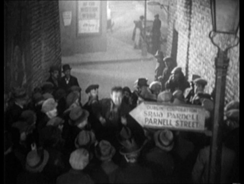 ジュノーと孔雀の画像