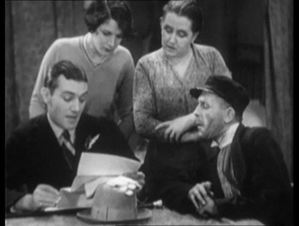 ジュノーと孔雀の画像