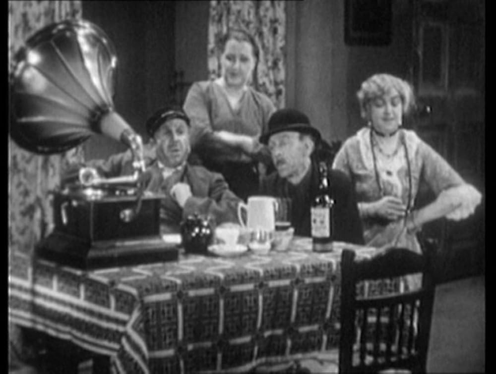 ジュノーと孔雀の画像