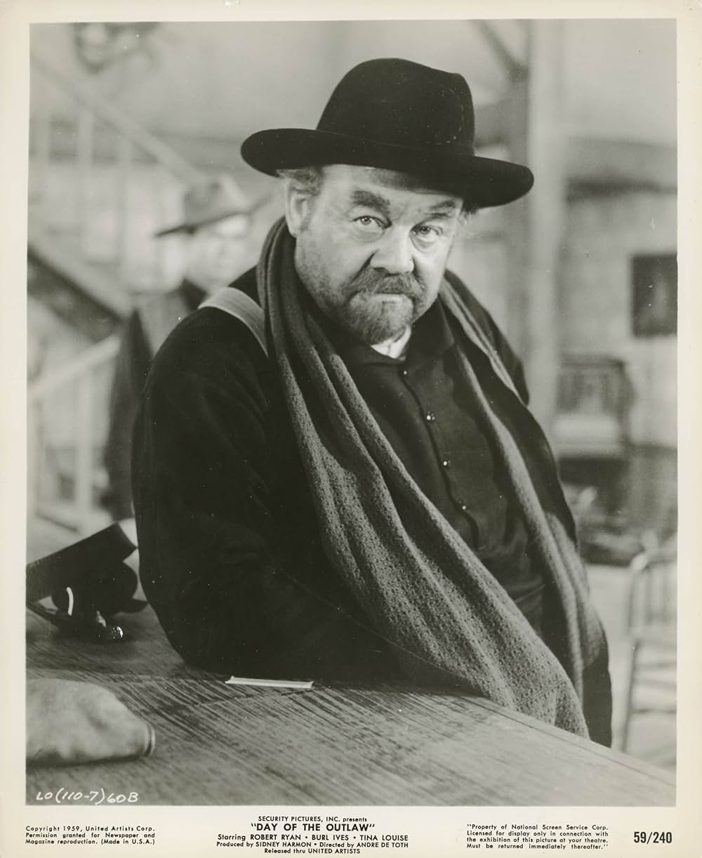 無法の拳銃の画像