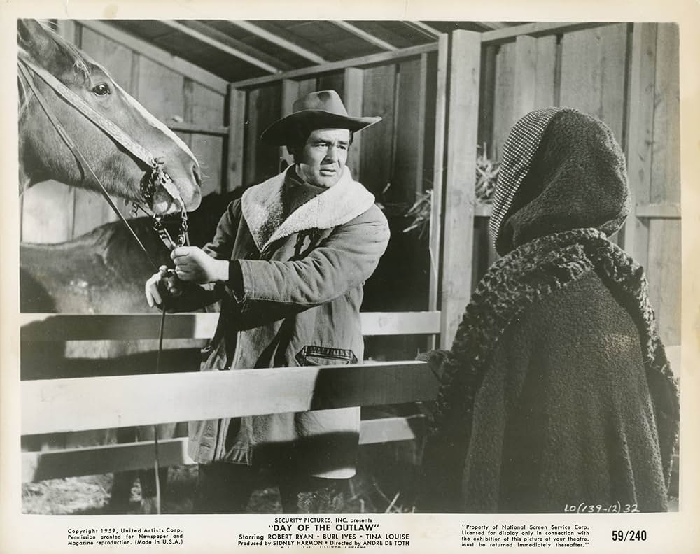 無法の拳銃の画像